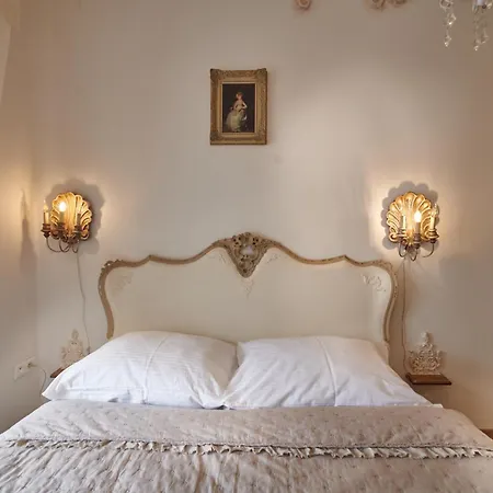 Mariam V Hellovom Dome Apartamento *