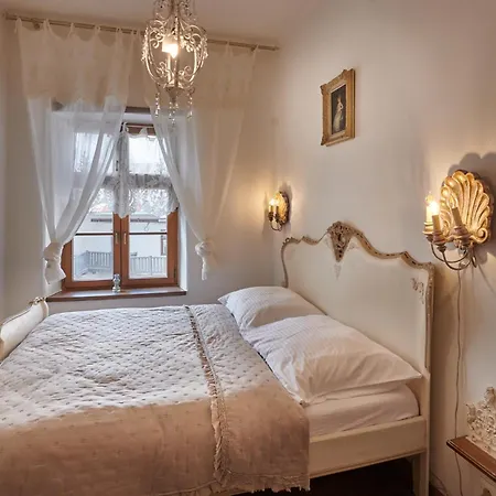 Mariam V Hellovom Dome