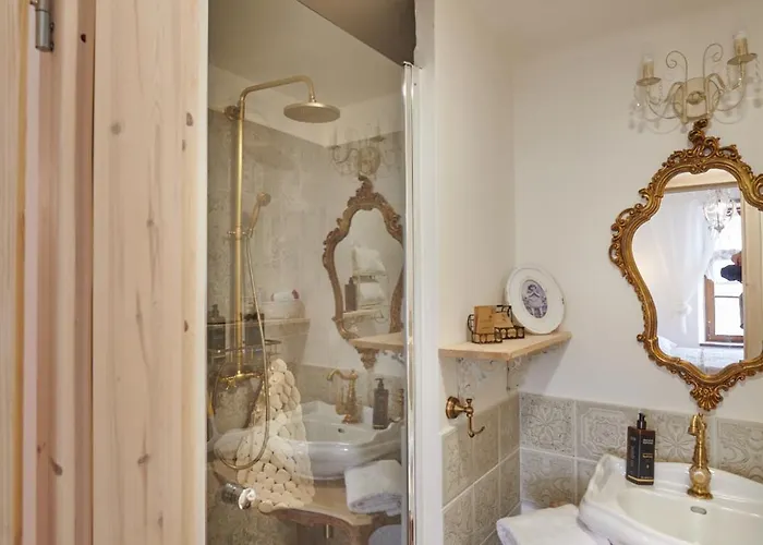 Mariam V Hellovom Dome